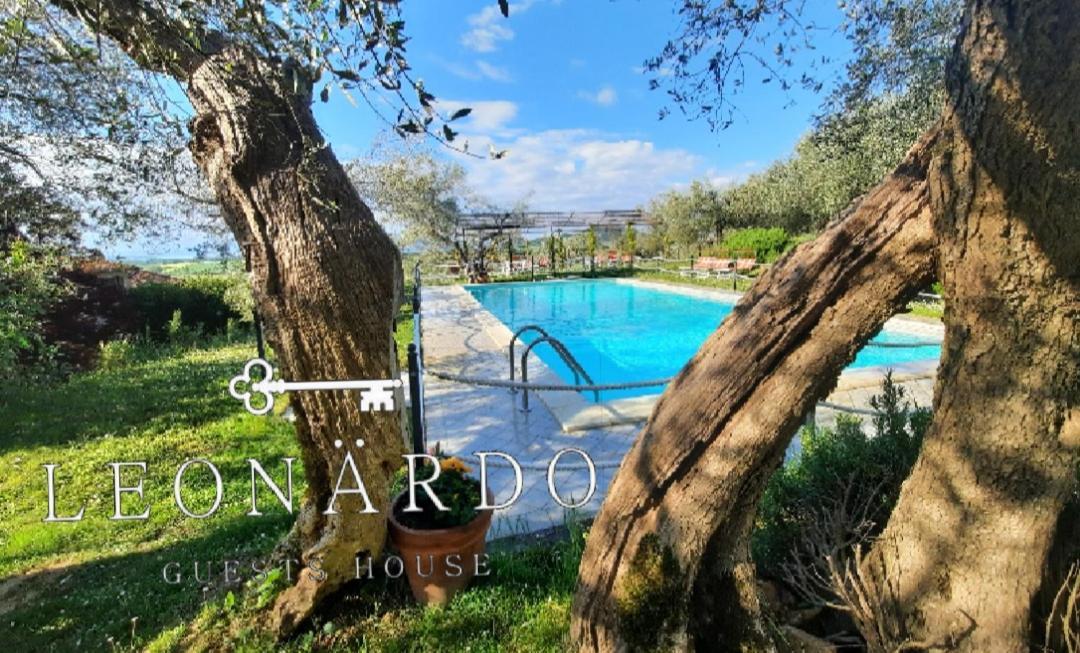 Leonaerdo Guests House Apartment Panicale Luaran gambar