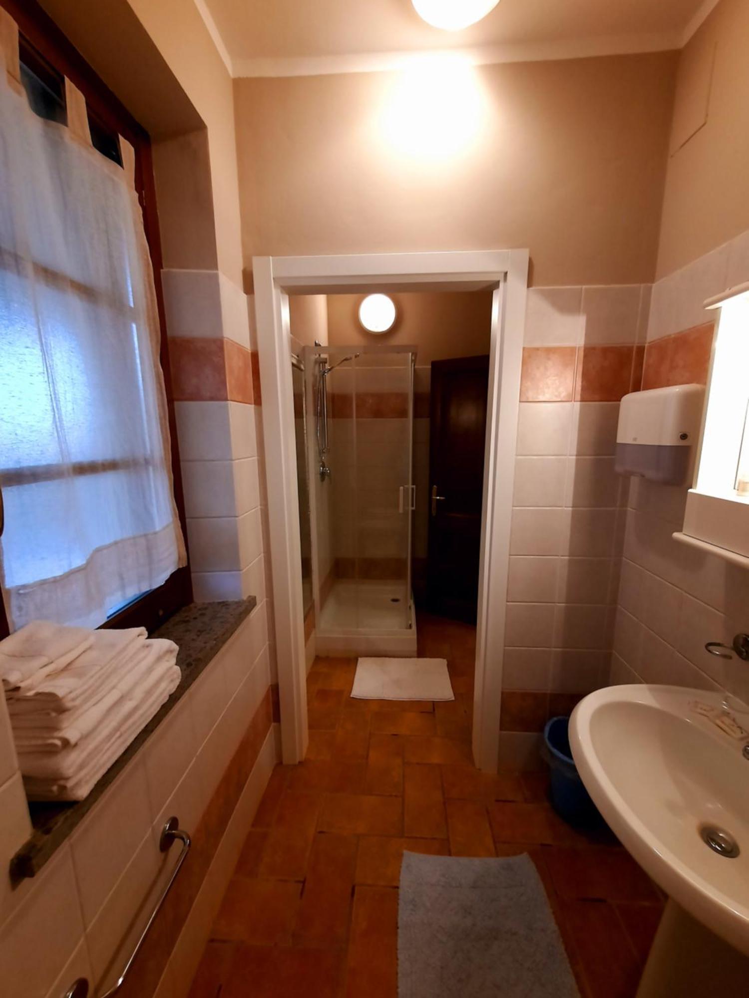 Leonaerdo Guests House Apartment Panicale Bilik gambar